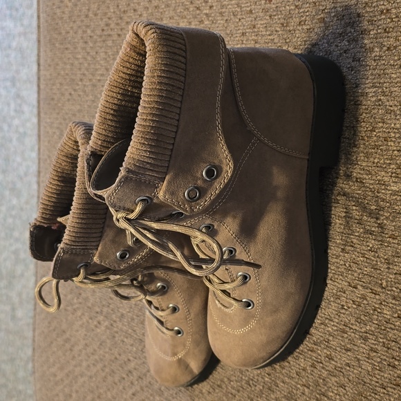 SONOMA BRAND WOMEN'S BROWN LACE UP ANKLE BOOTS SIZE 7 - Picture 1 of 11